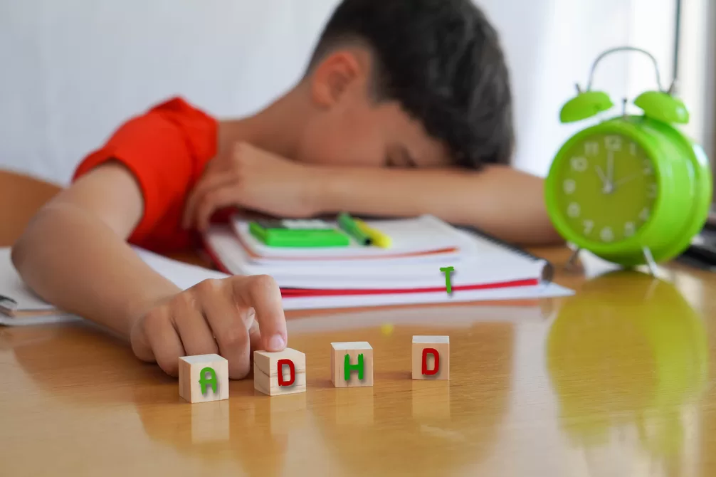 Când să vorbești cu psihiatrul pediatru despre posibile semne de ADHD ale copilului tău