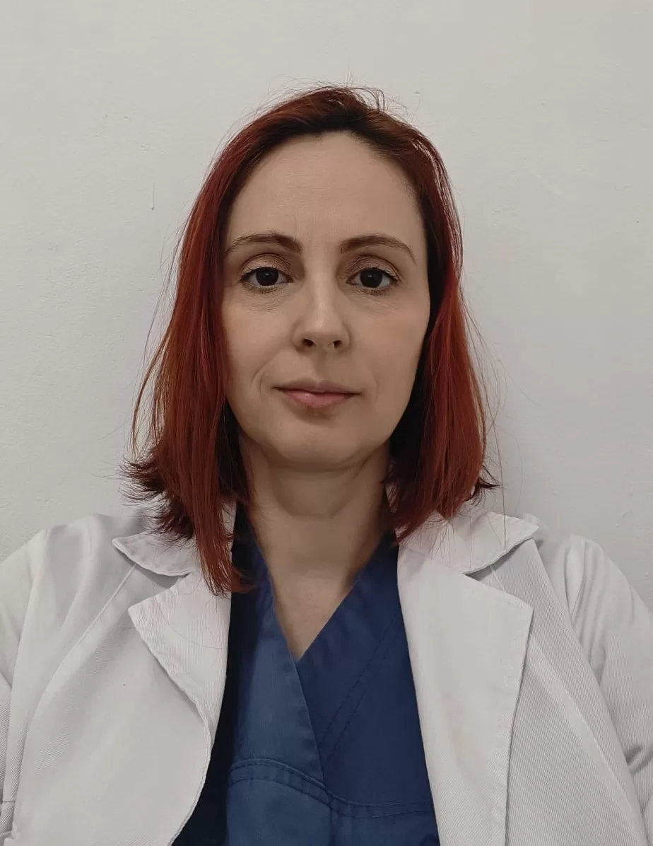 Dr.  Estera Jeledintan