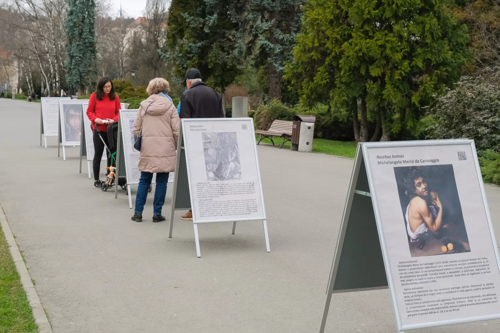 Expoziția "BurNOut &icirc;n artă", &icirc;n parcul Nicolae Titulescu din Brașov
