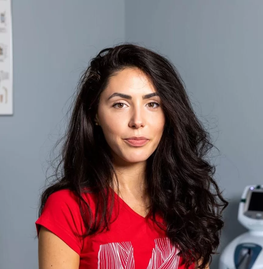 Interviu cu Daniela Ciurea, kinetoterapeut: &ldquo;Postura este ceea ce transmitem celorlalți despre noi&rdquo;